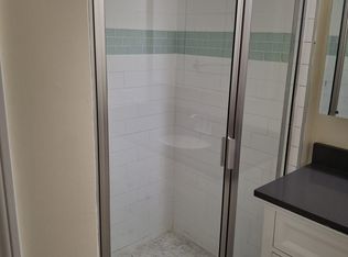 28 Centennial Pl #2L, Framingham, MA 01701