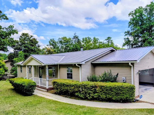 130 Hillside Dr, Clayton, GA 30525