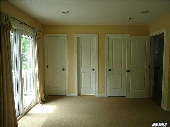 5th image of 42 Corchaug Ave