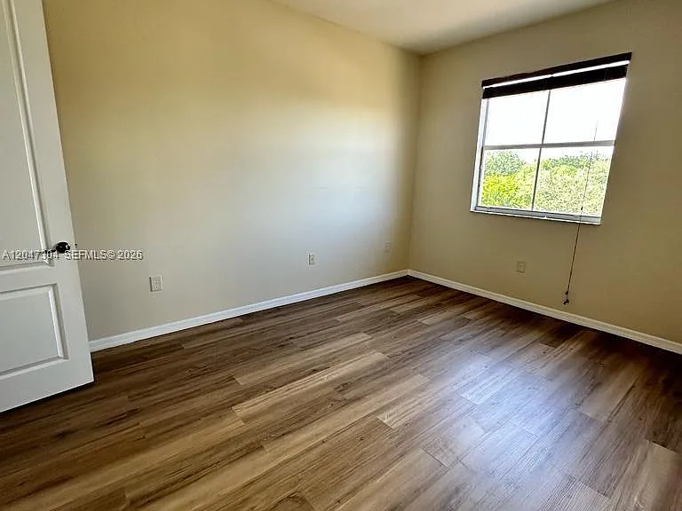 1926 NE 3rd Ct — Photo 15