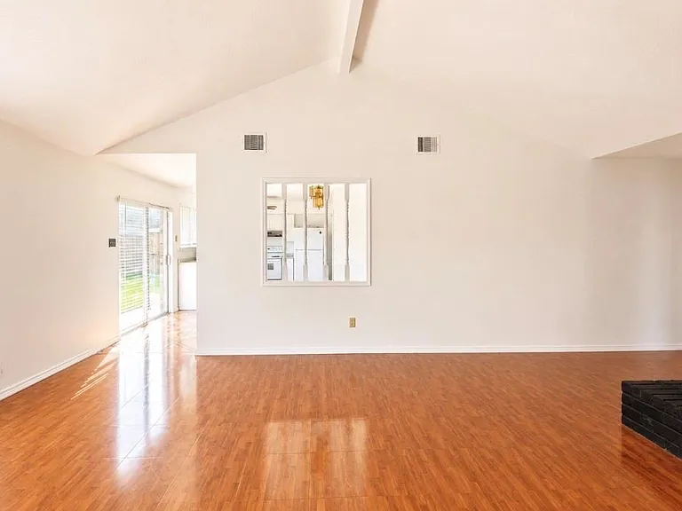 11522 Corkwood Dr — Photo 5