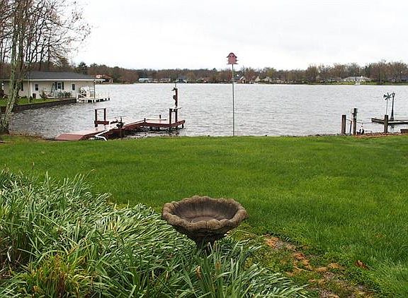 4th image of 1102 Hileah Dr
