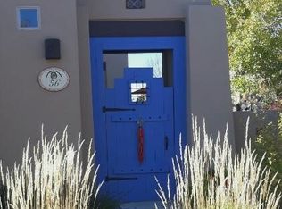 56 Via Punto Nuevo, Santa Fe, NM 87508