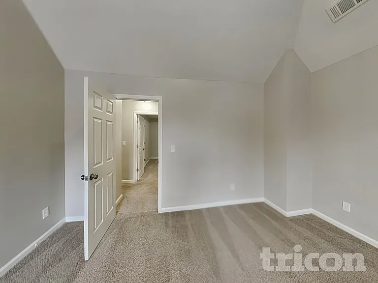 432 Rolling Stream Dr — Photo 10