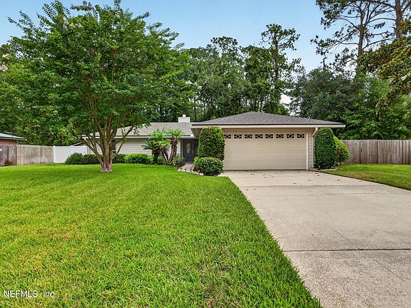 4th image of 3955 CEDAR COVE Lane