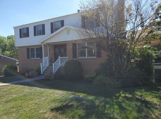 100 Taylor Dr, North Huntingdon, PA 15642