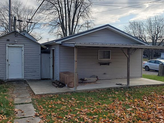 3rd image of 936 Faustina Ave