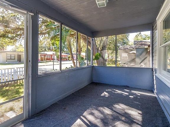 4th image of 617 15th Ave S