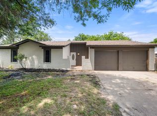725 Heathcliff Dr, Everman, TX 76140