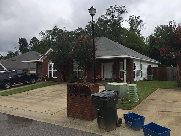 3rd image of 6401 Covington Villas Dr