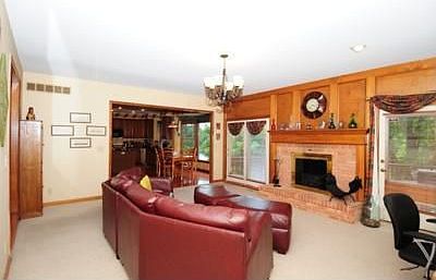 5th image of 950 Whirlaway Dr