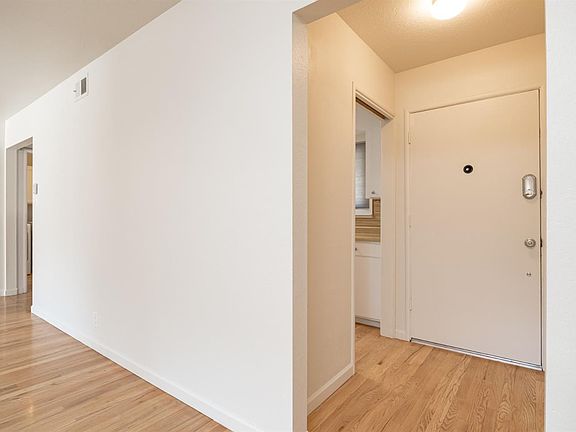 5th image of 1306 Carolyn Ave
