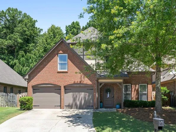 2295 Abbeyglen Cir, Birmingham, AL 35226