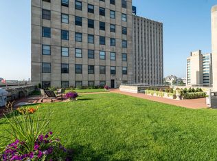 Wisconsin Tower, Milwaukee, WI 53203