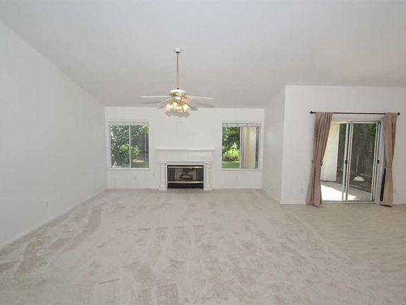 5th image of 1880 E Everglade Ave