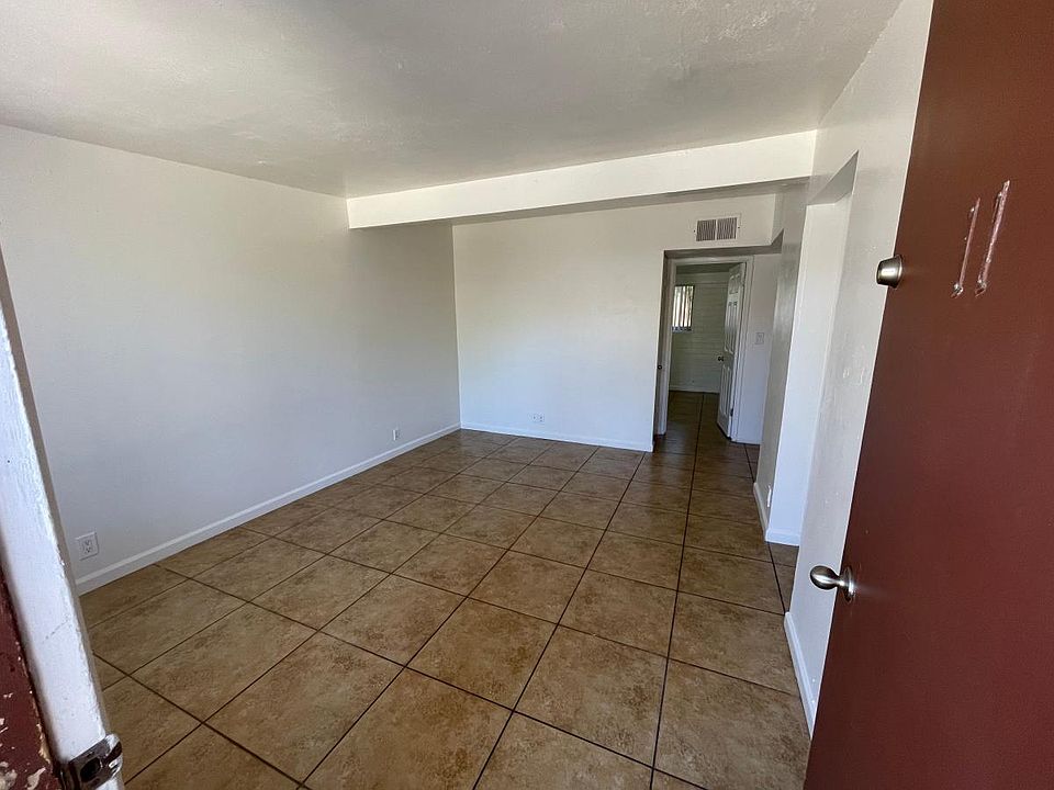 1st image of 4215 E Fairmount St #Fair11