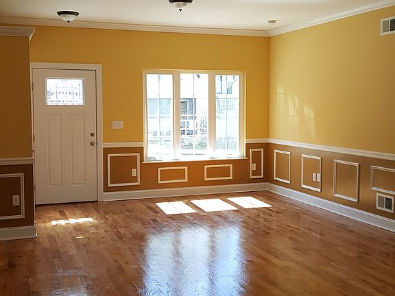 5th image of 137 Hendricks Ave