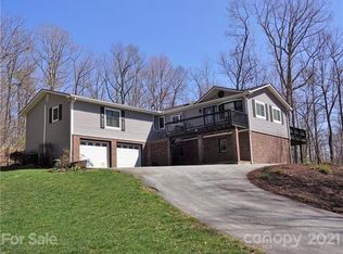 56 Who Dr, Saluda, NC 28773