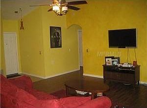 4th image of 3152 Canterbury St
