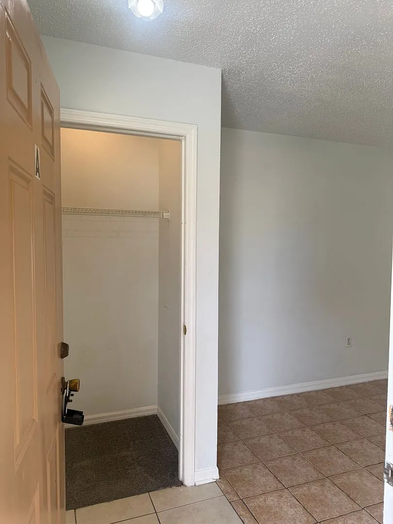 Duplex in Poinciana — Photo 4