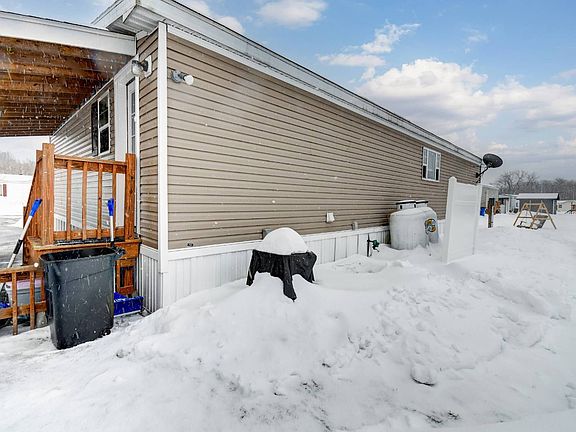 5th image of 22 Leto Ln