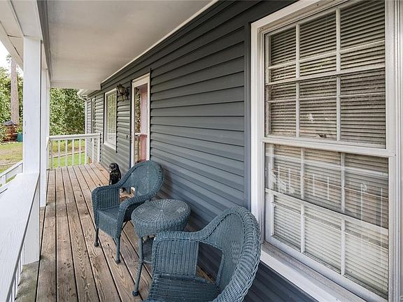 5th image of 2415 Laurandrew Cir