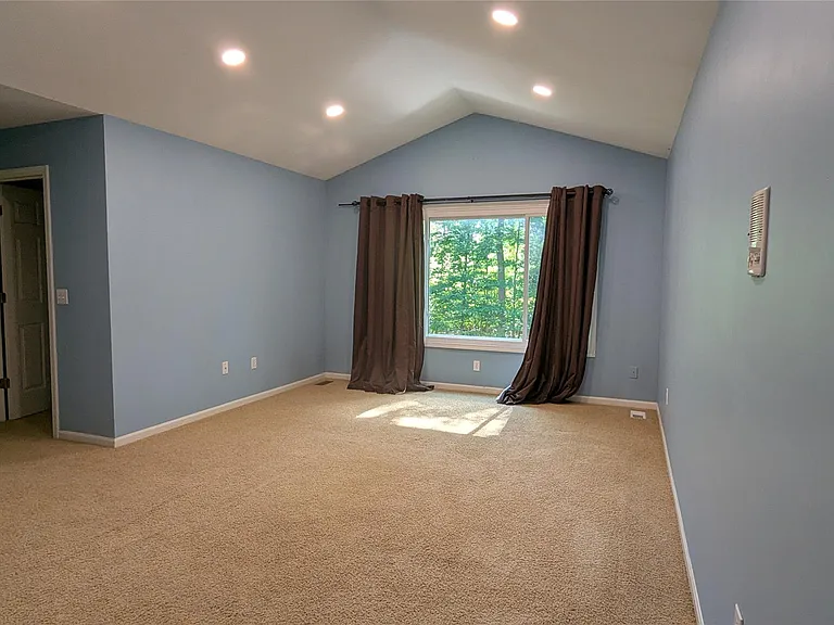 19691 Windridge Dr — Photo 52