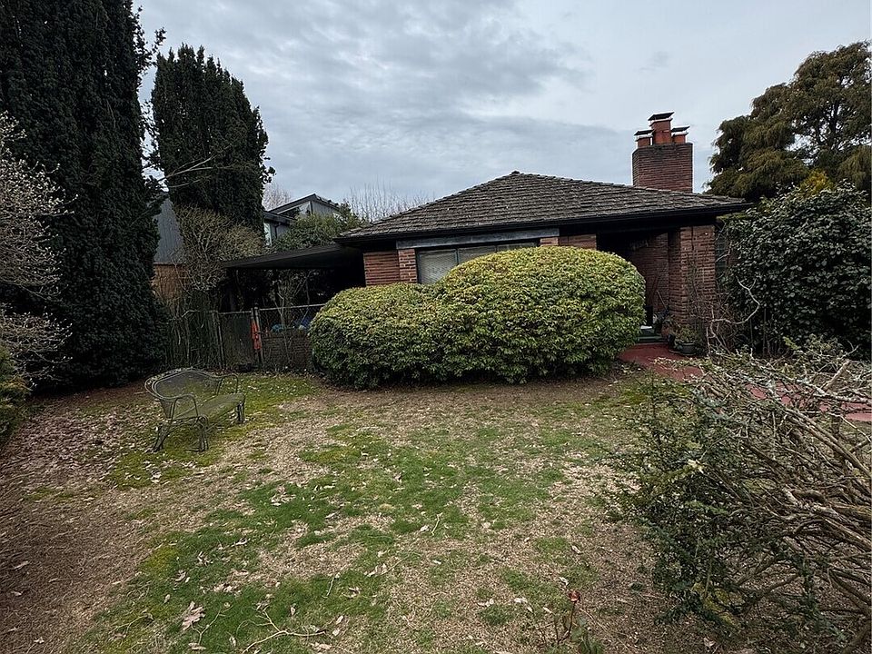 2nd image of 3057 42nd Avenue W