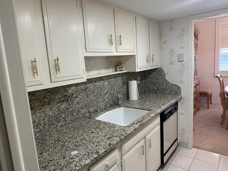 2121 N Ocean Blvd #201W — Photo 7