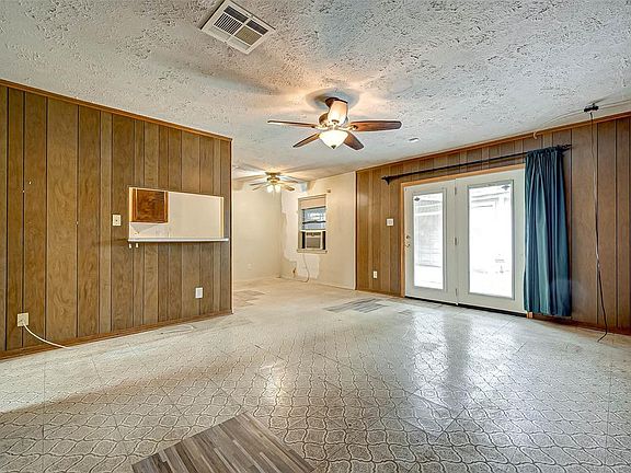 4th image of 13514 Greenbriar Dr