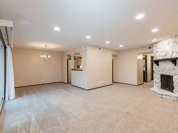3rd image of 8136 168th Pl APT 3W
