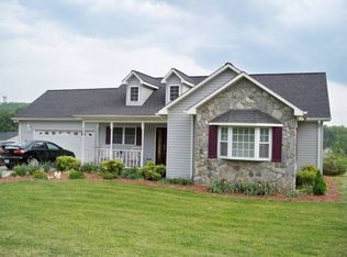 1571 Union Grove Rd, Lenoir, NC 28645