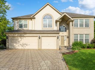 139 Timber Ct, Gilberts, IL 60136