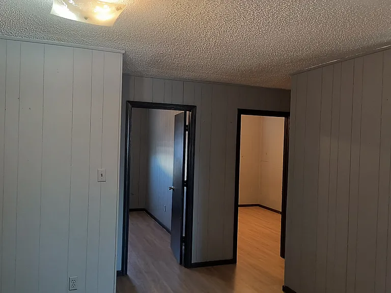 3835 W 20th Ave — Photo 11