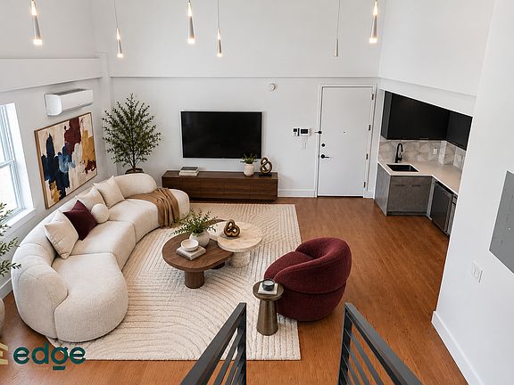 2nd image of 1266 Pacific St #4E