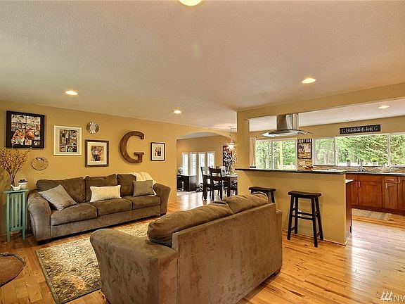 4th image of 30828 E Lake Morton Dr SE