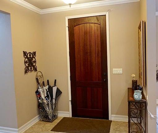 4th image of 3433 Parkwood Dr