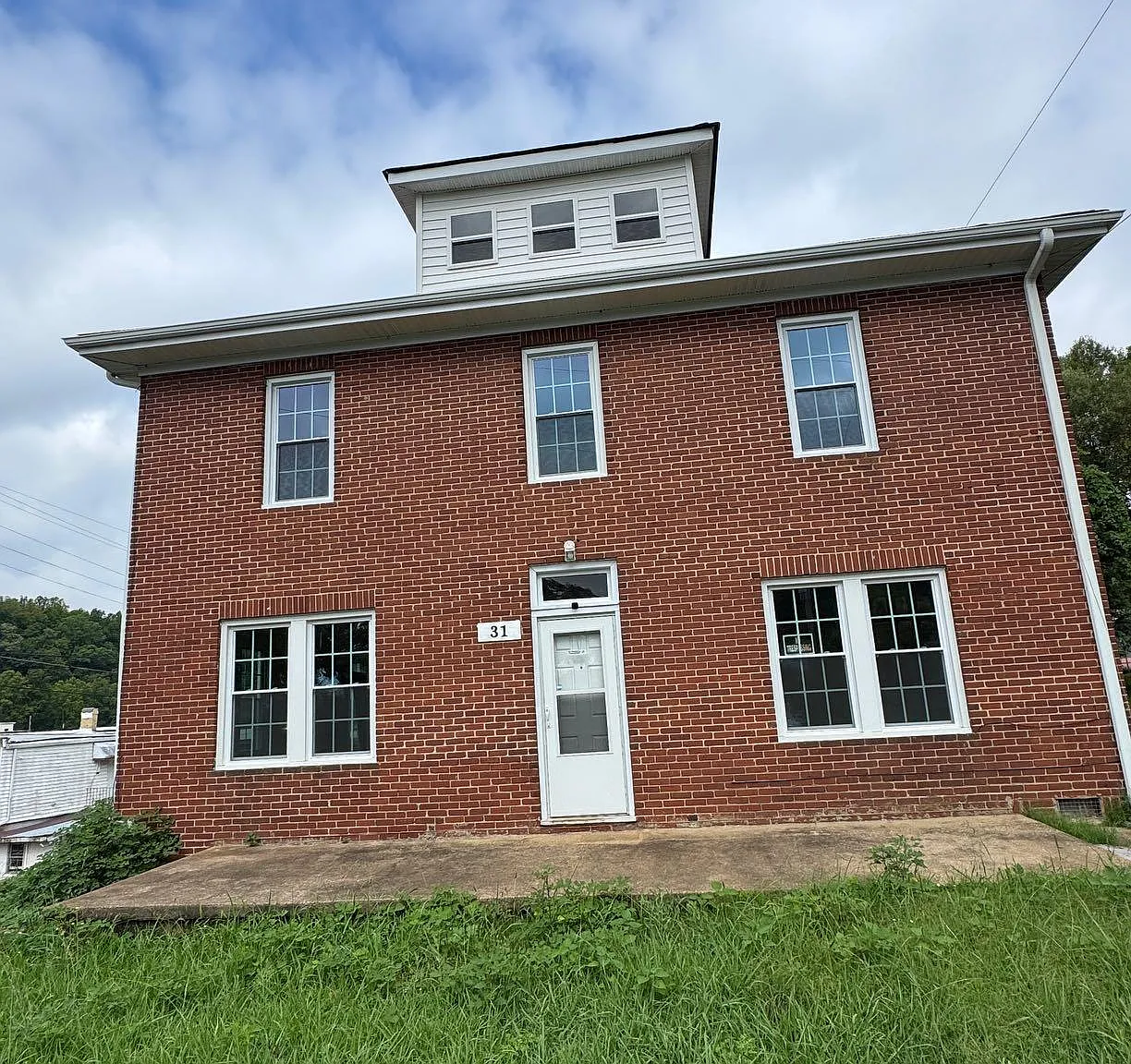 1 bed, 1.0 bath, 700 sqft, $738 — Photo 1
