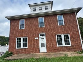 31 Linden Rd