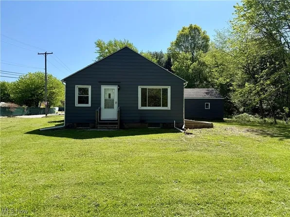 3242 State Route 43, Mogadore, OH 44260