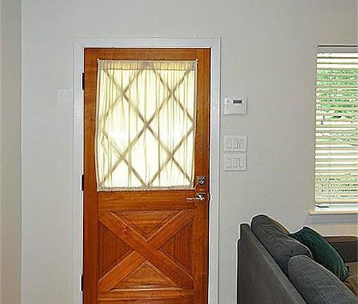 5th image of 1722 Parana Dr