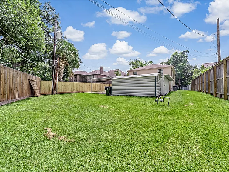 7312 Main St — Photo 17