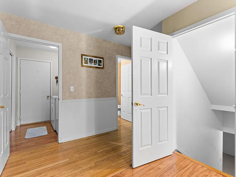 4141 Crystal Creek Dr — Photo 33