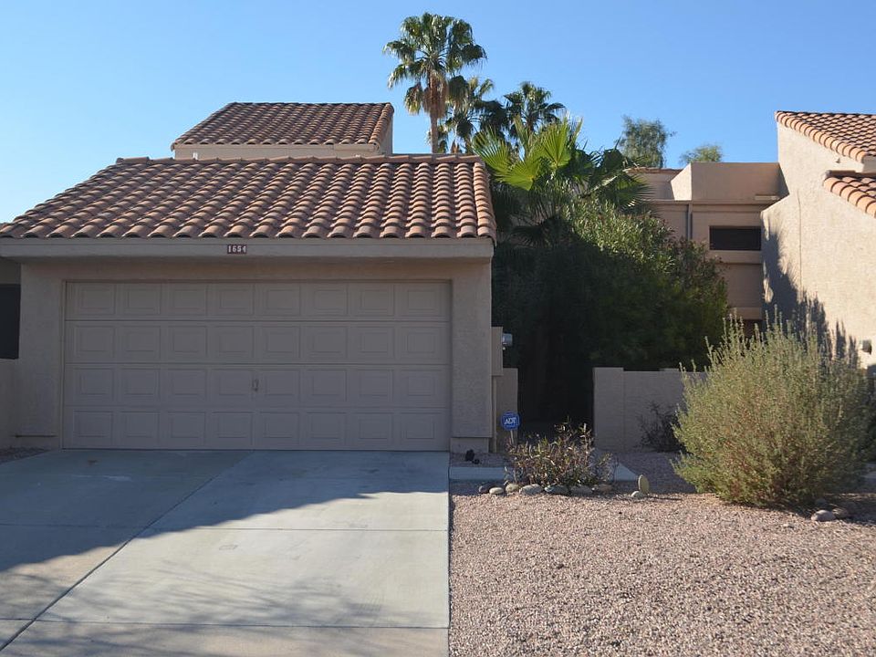 1st image of 1654 N Sierra Vista Dr