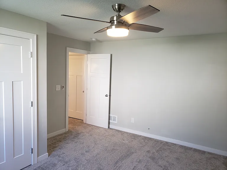 5318 Destiny Dr — Photo 12