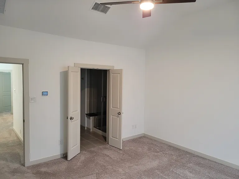6429 Iron Horse Blvd — Photo 11
