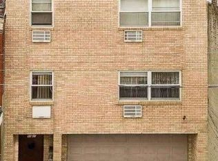 8040 Cypress Ave, Glendale, NY 11385