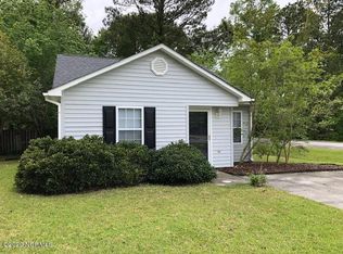 3570 Red Oak Dr, New Bern, NC 28562