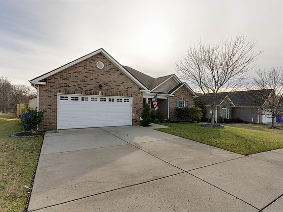 2nd image of 164 Granda Flora Dr