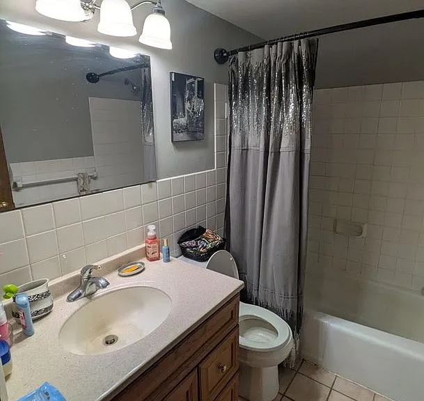 747 11th Ave S #5 — Photo 3